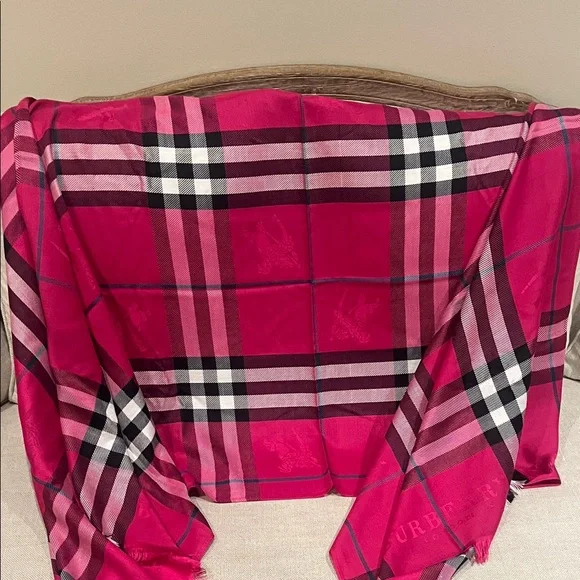Burberry Fuchsia and Black Plaid Scarf - Picture 6 of 8